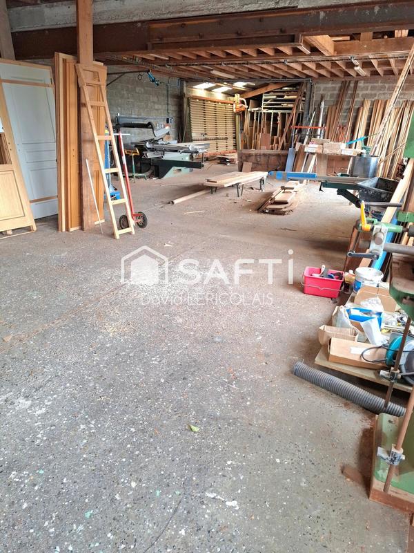 Maison - 200 m² - 7 pièces