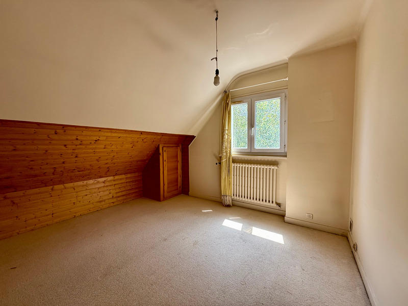 Maison - 143 m² - 6 pièces