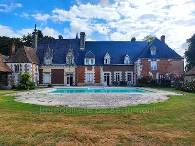 Maison - 480 m² - 15 pièces