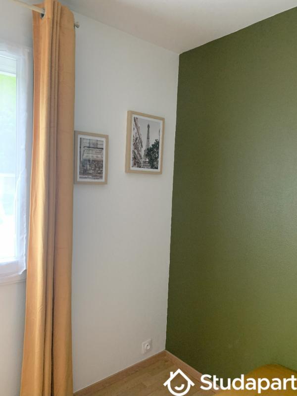 Chambre - 12 m² - 1 pièce