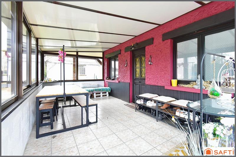 Maison - 200 m² - 7 pièces