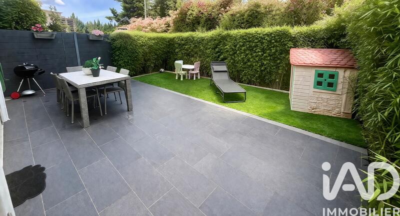 Maison - 86 m² - 5 pièces