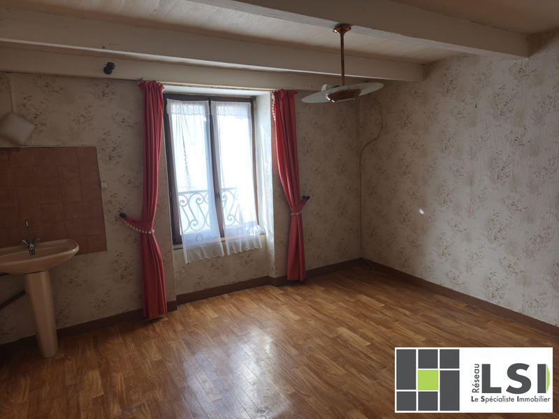 Maison - 70 m² - 6 pièces