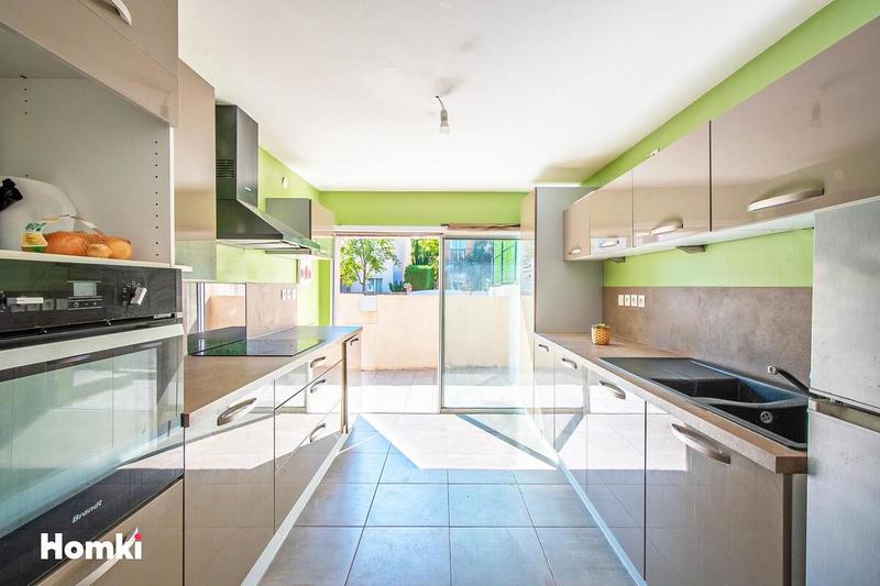 Maison - 92 m² - 4 pièces