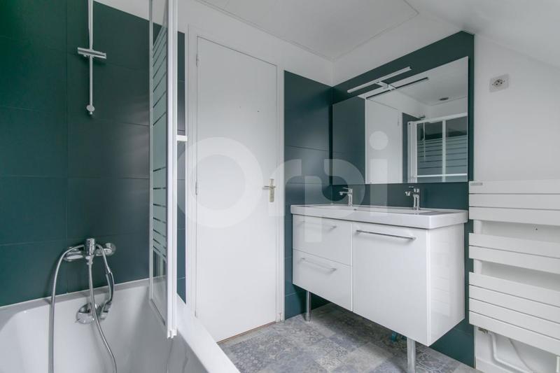 Maison - 138 m² - 6 pièces