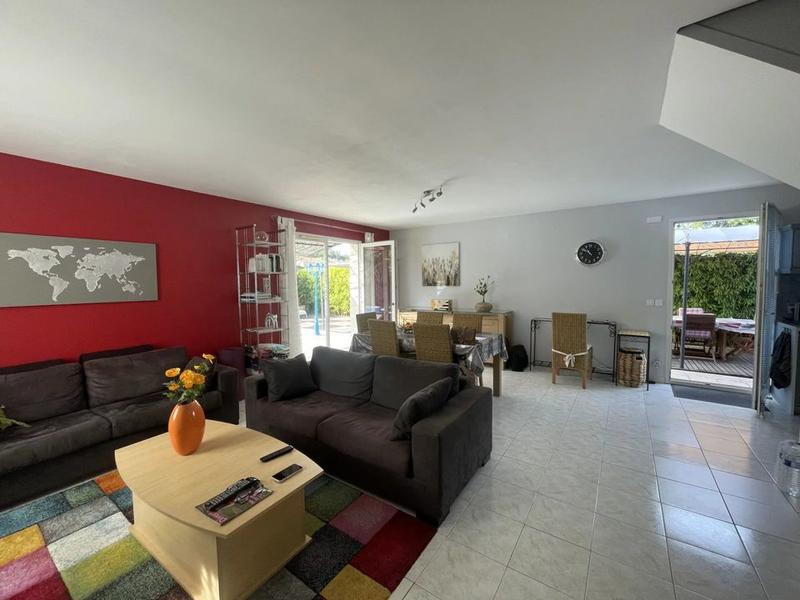 Maison - 83 m² - 4 pièces