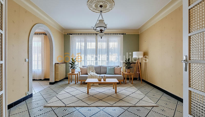 Maison - 99 m² - 5 pièces