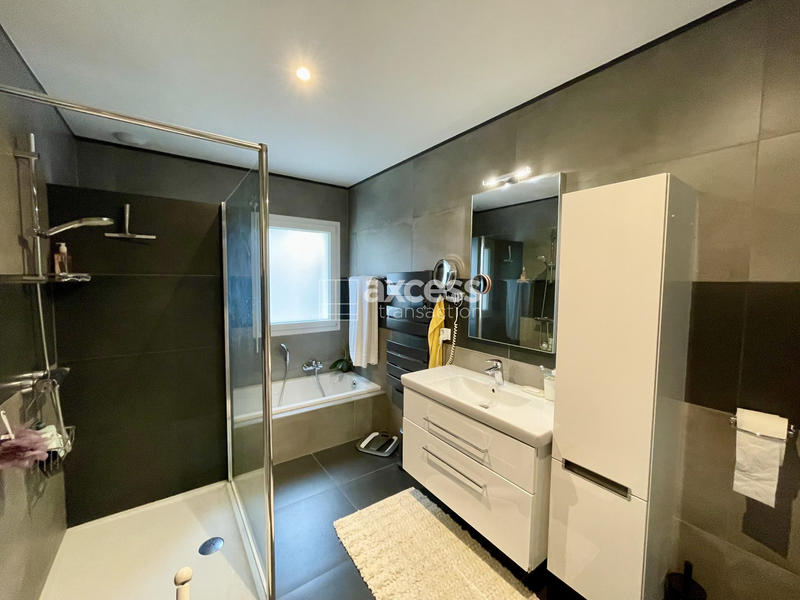 Maison - 118 m² - 5 pièces