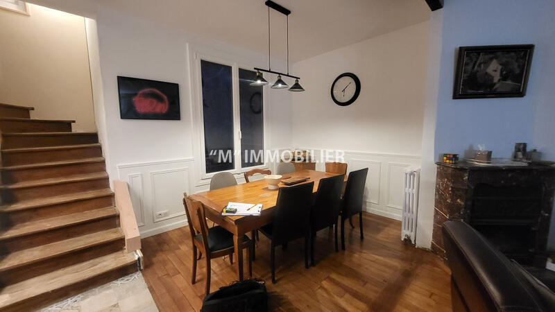 Maison - 97 m² - 5 pièces