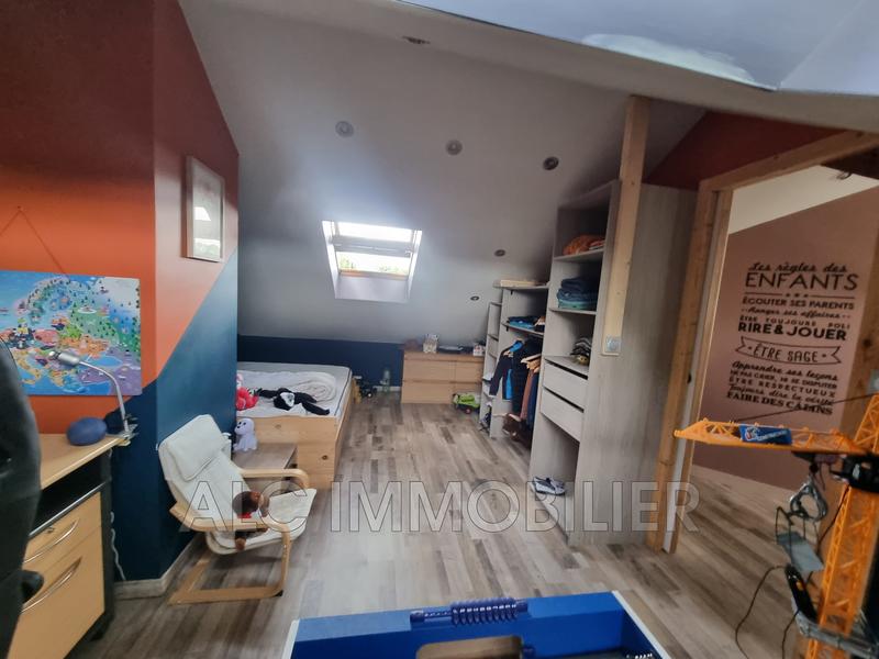 Maison - 80 m² - 5 pièces