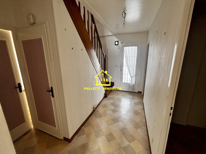 Maison - 92 m² - 4 pièces