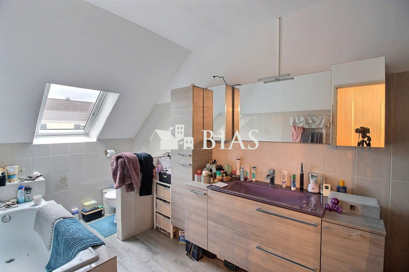 Maison - 122 m² - 5 pièces