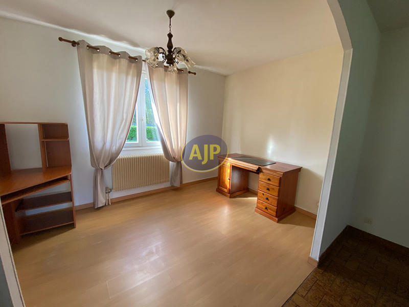 Maison - 139 m² - 7 pièces