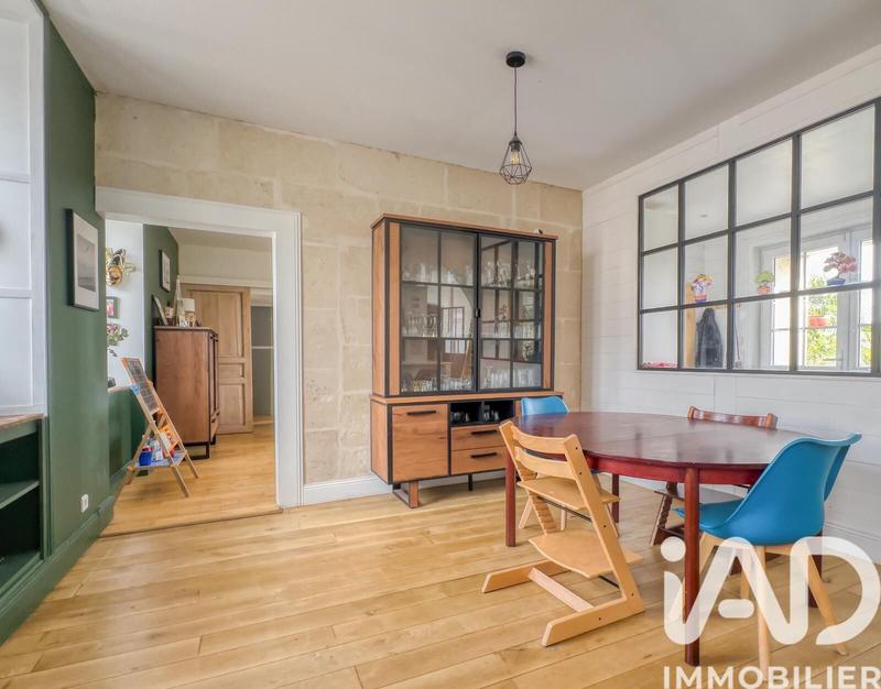 Maison - 195 m² - 9 pièces