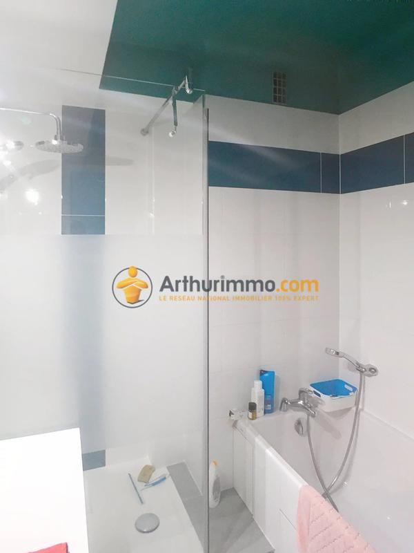 Appartement - 94 m² - 4 pièces