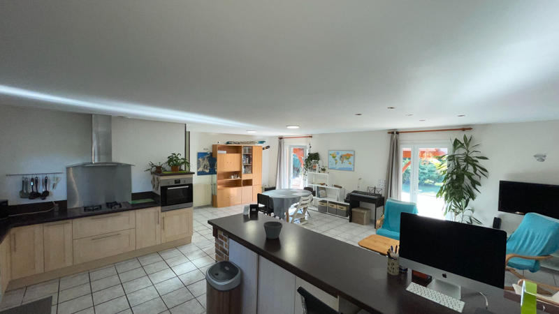 Maison - 136 m² - 7 pièces