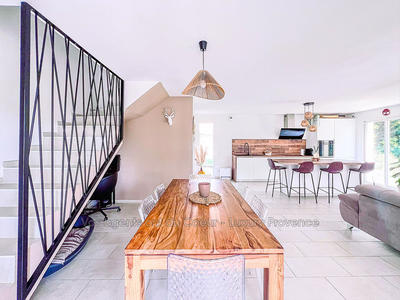 Villa - 140 m² - 5 pièces