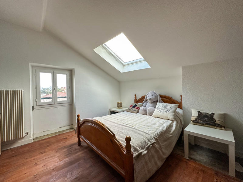 Maison - 317 m² - 10 pièces