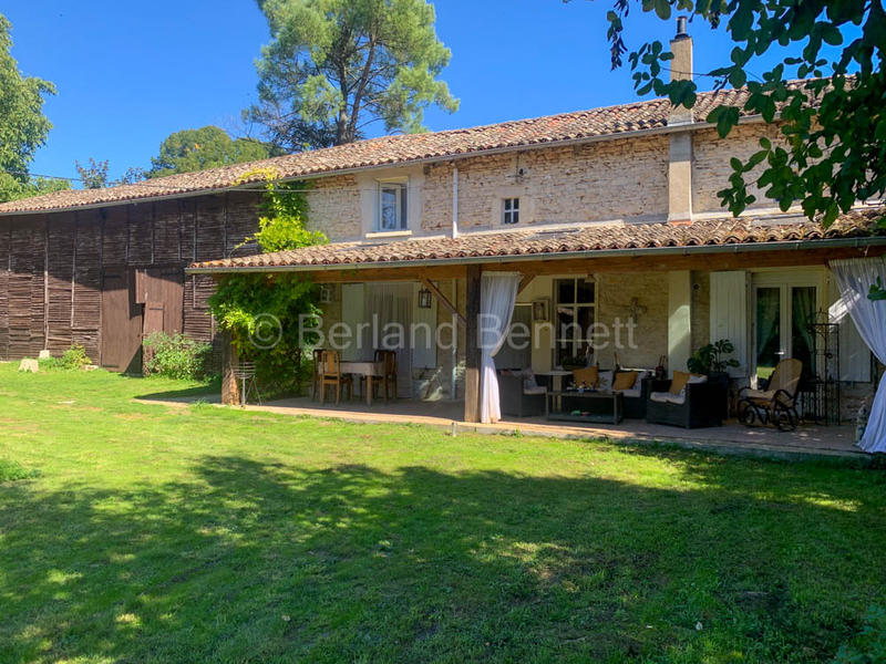 Maison en pierre - 132 m² - 5 pièces