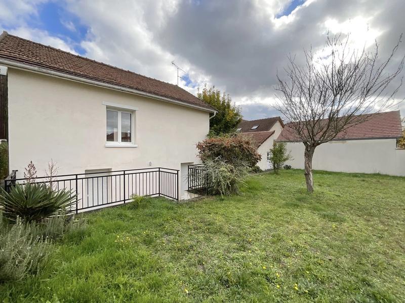 Maison - 99 m² - 5 pièces