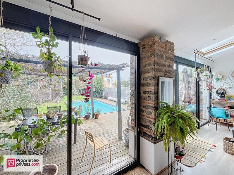 Maison - 200 m² - 5 pièces