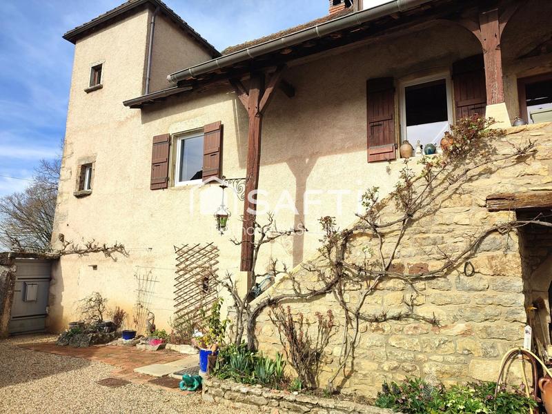 Maison - 200 m² - 7 pièces