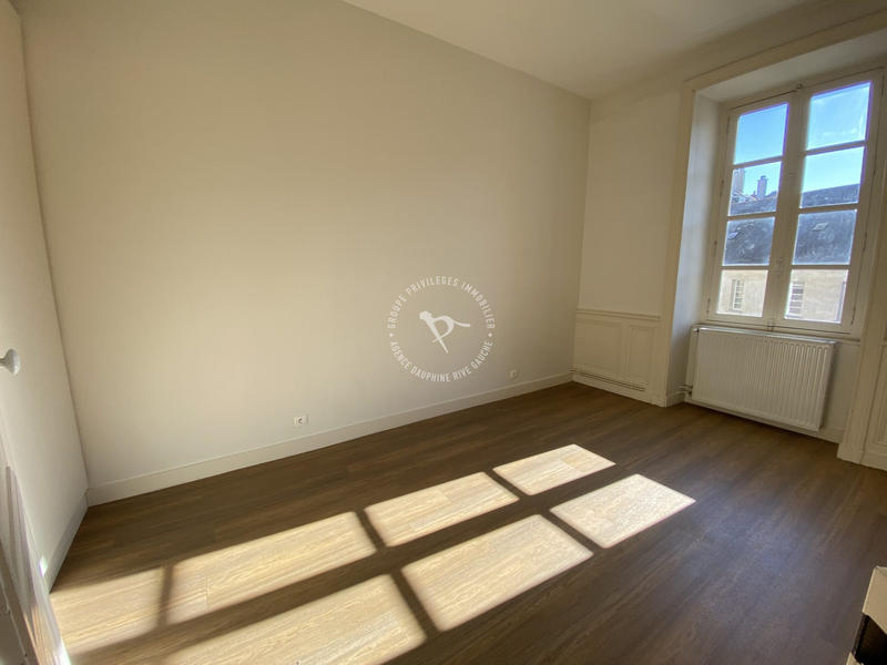 Appartement - 130 m² - 5 pièces