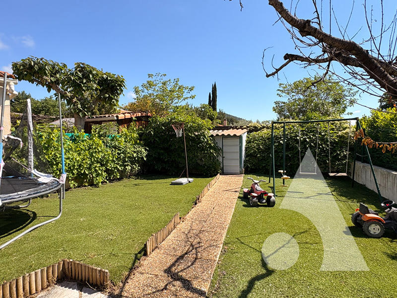 Maison - 115 m² - 6 pièces