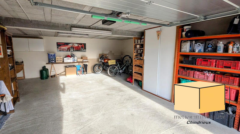 Maison - 97 m² - 5 pièces