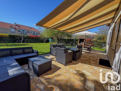 Maison - 121 m² - 6 pièces