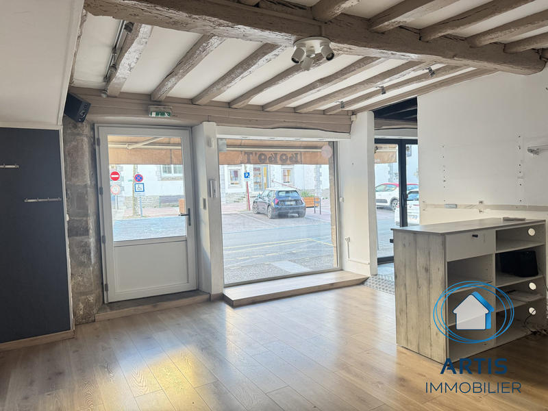 Local commercial - 77 m² - 3 pièces