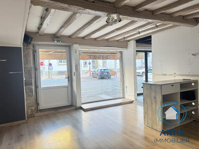 Local commercial - 77 m² - 3 pièces