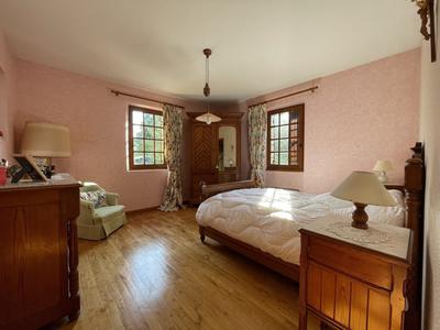 Maison traditionnelle - 155 m² - 6 pièces