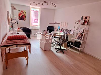 Local commercial - 70 m² - 4 pièces