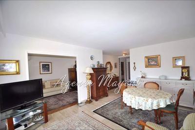 Appartement - 75 m² - 3 pièces