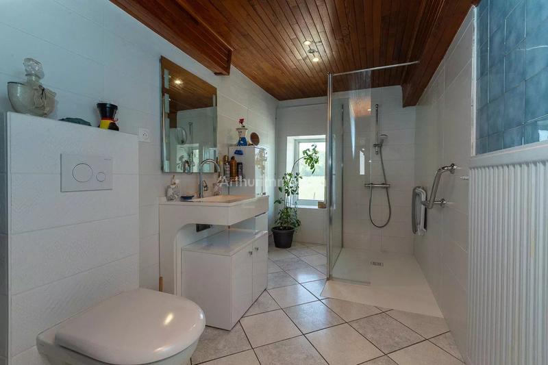 Maison - 168 m² - 6 pièces