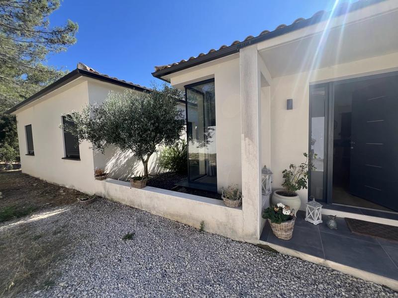 Villa - 160 m² - 5 pièces