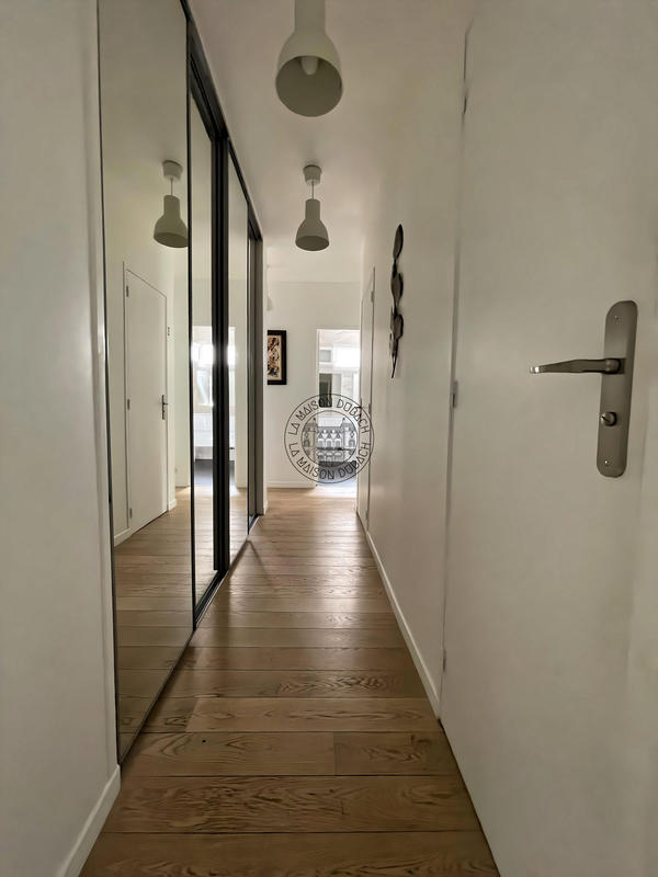 Appartement - 109 m² - 4 pièces