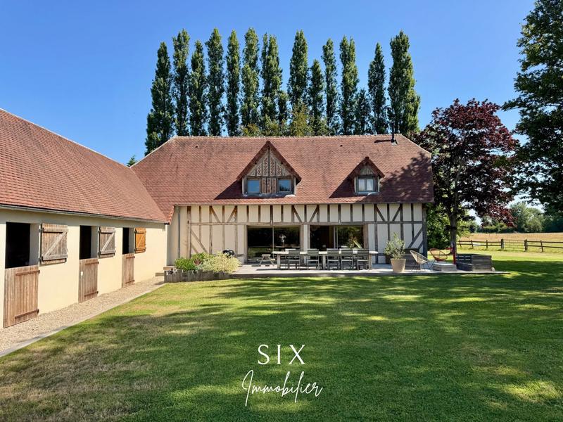 Maison - 240 m² - 7 pièces