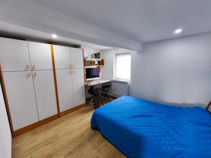 Maison - 176 m² - 9 pièces