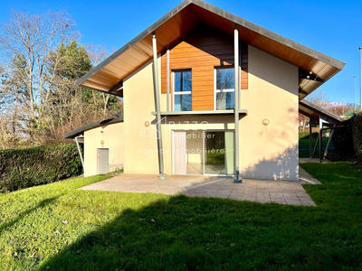 Maison - 144 m² - 5 pièces