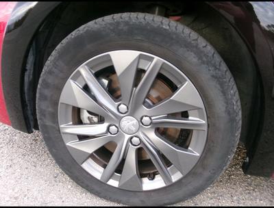 Peugeot E-208 Allure Pack