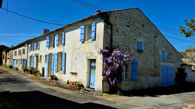 Maison - 285 m² - 10 pièces