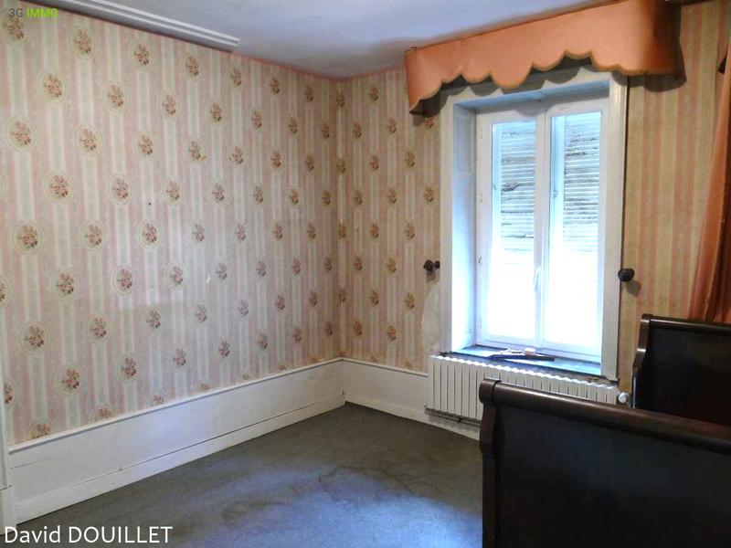 Maison - 225 m² - 9 pièces