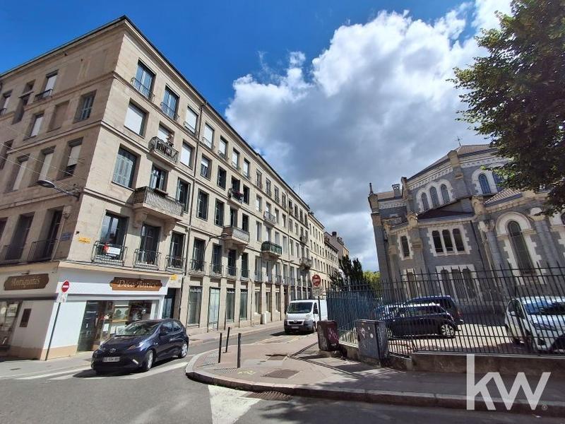 Appartement - 151 m² - 5 pièces