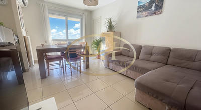 Appartement - 70 m² - 4 pièces