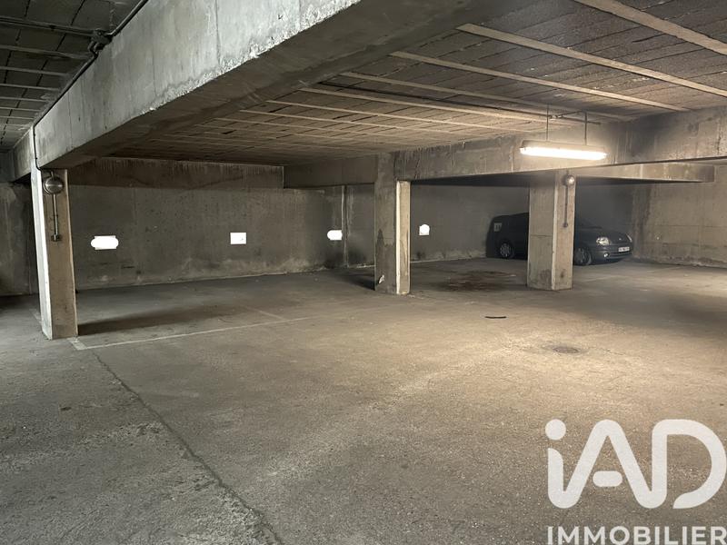 Parking - 10 m²