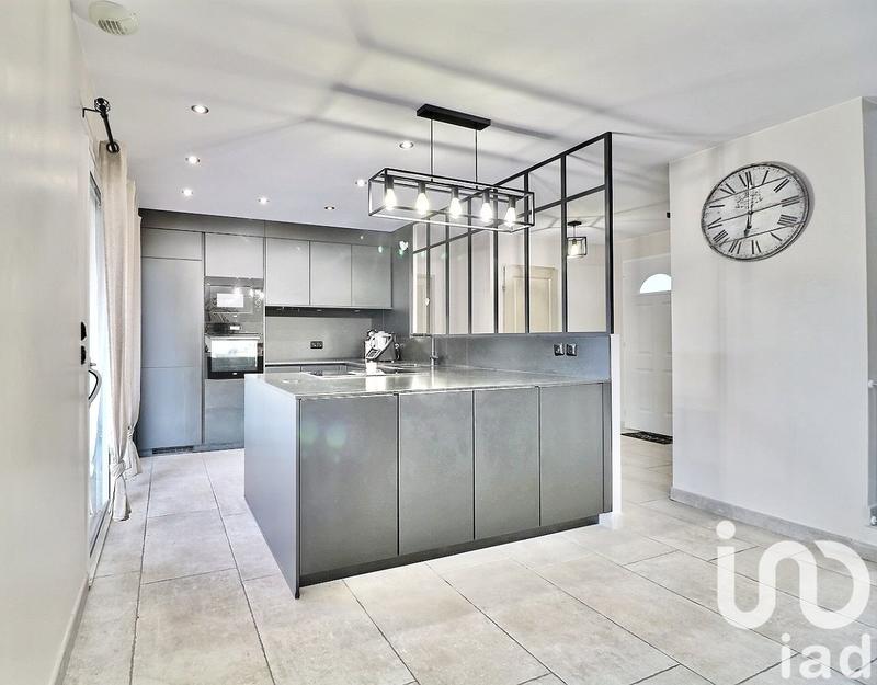 Maison - 101 m² - 4 pièces