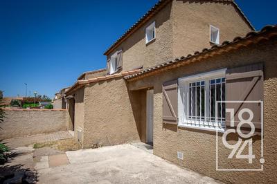 Maison - 96 m² - 4 pièces