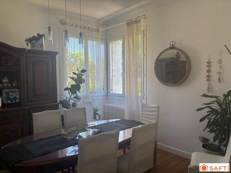 Maison - 105 m² - 4 pièces